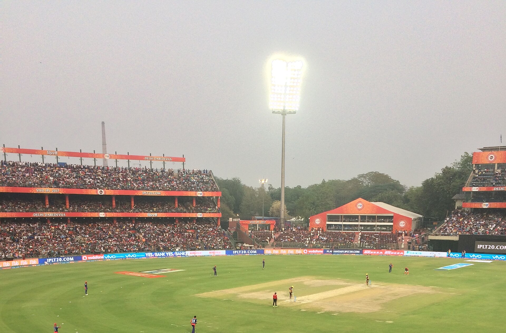 Differential picks analysis for IPL 2026 fantasy contests on KheloMore India
